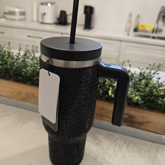 New Hydrapeak Black Rhinestone Stainless Steel 40oz Tumbler - Picture 2 of 14